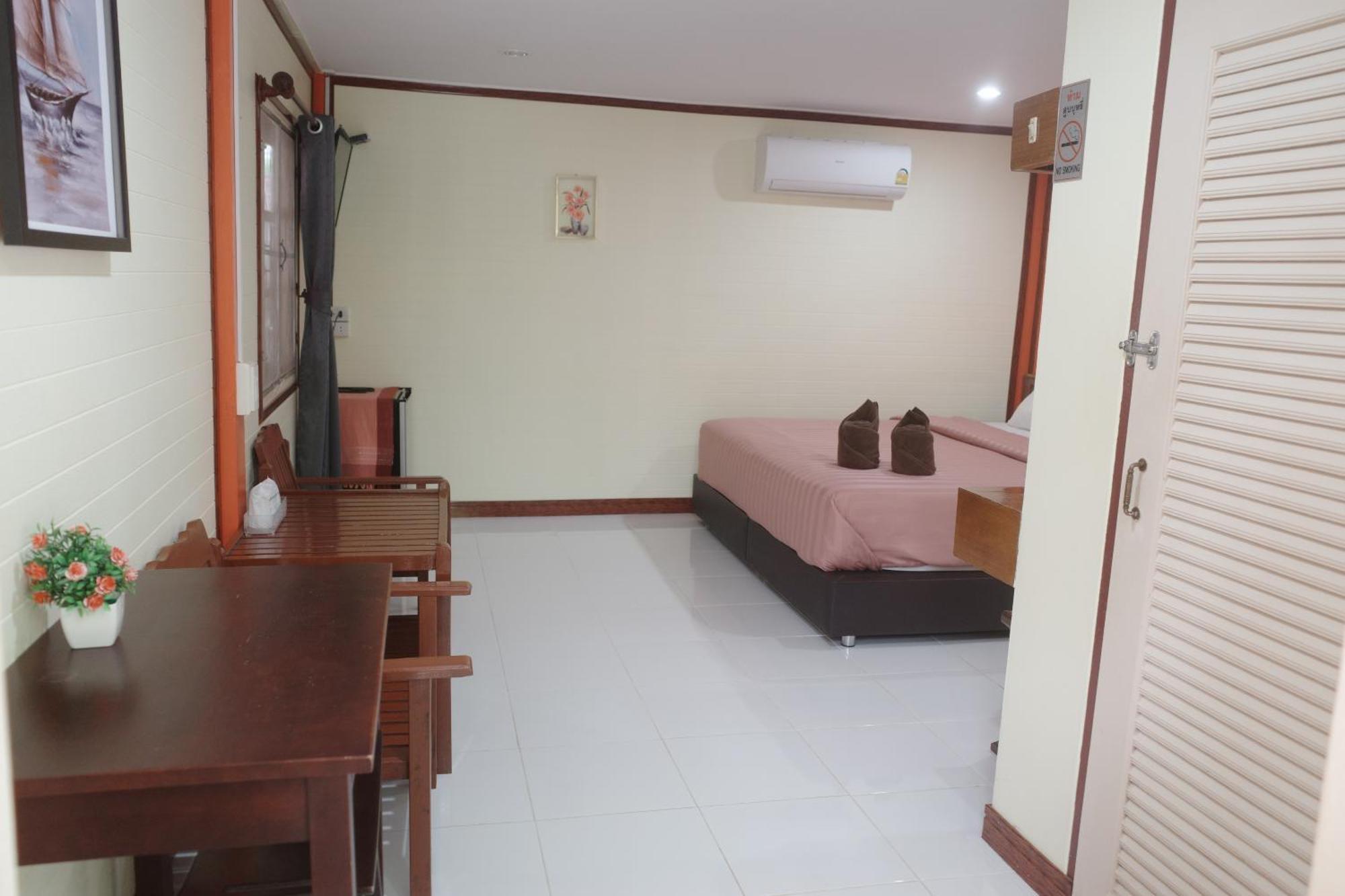 מלון באנג סאפאן Haad Somboon House מראה חיצוני תמונה