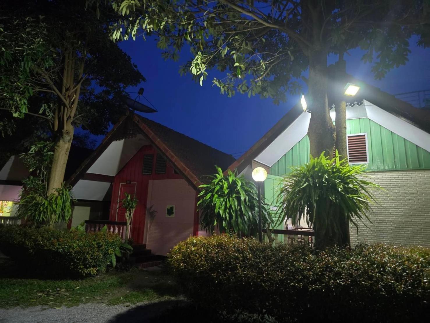 מלון באנג סאפאן Haad Somboon House מראה חיצוני תמונה