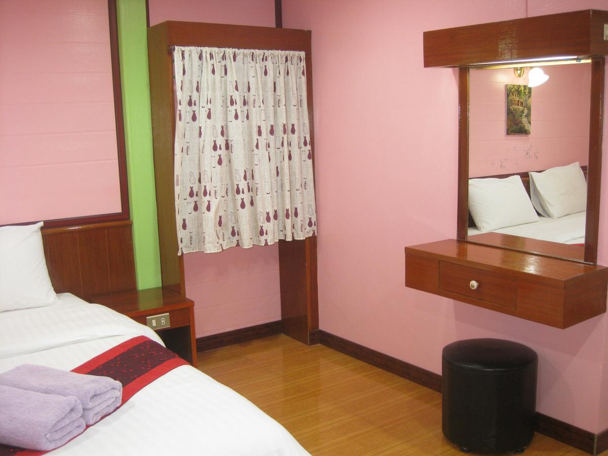 מלון באנג סאפאן Haad Somboon House מראה חיצוני תמונה
