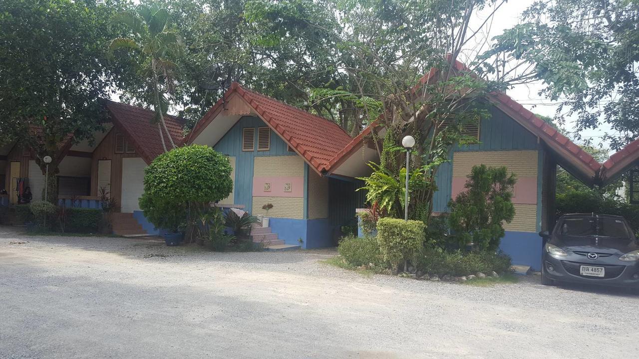 מלון באנג סאפאן Haad Somboon House מראה חיצוני תמונה